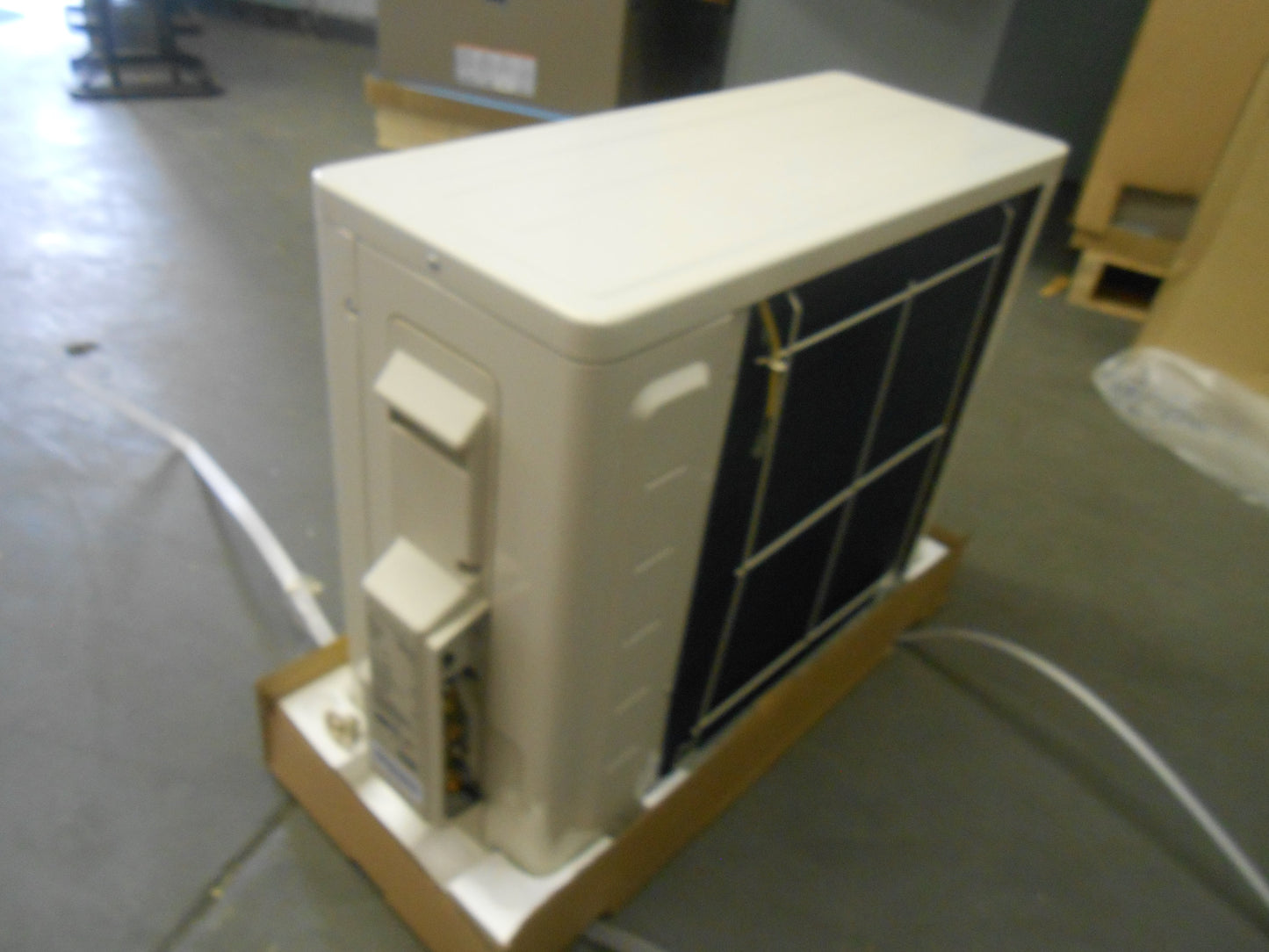 9,000 BTU Single-Zone Mod Inverter Type OD Mini-Split Heat Pump , 16 SEER 208-230/60/1 R-410A