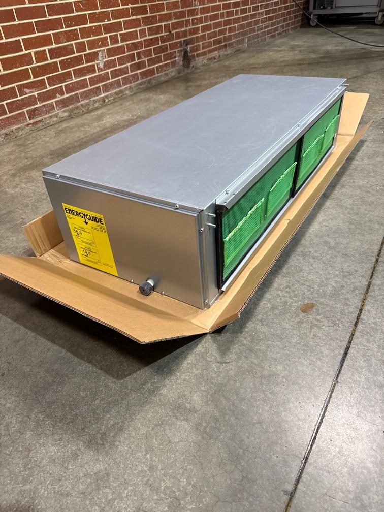 24,000 Btu Single Zone ID Ductless Mini-Split AC , 20 Seer 208-230/60/1 R-410A CFM 820