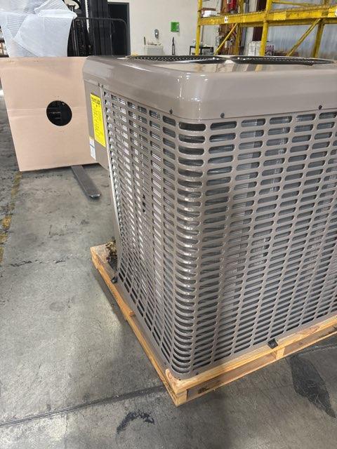 3.5 Ton LX Series Split-System Heat Pump; 16 SEER, 208-230/60/1, R-410A