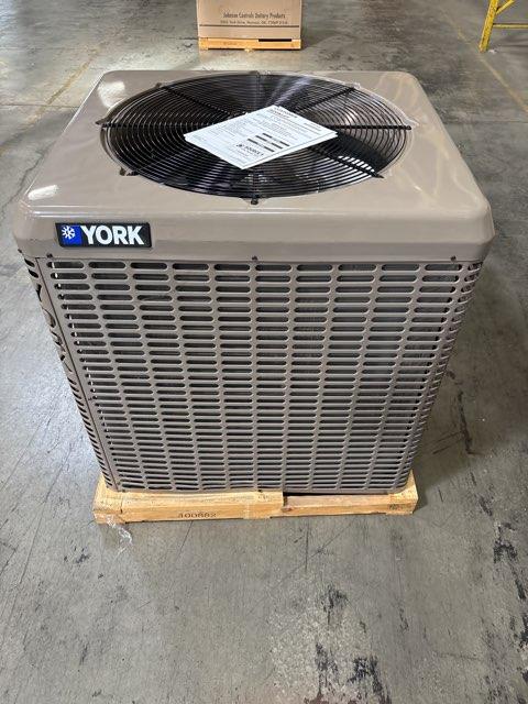 3.5 Ton LX Series Split-System Heat Pump; 16 SEER, 208-230/60/1, R-410A