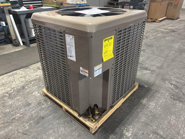 3.5 Ton LX Series Split-System Heat Pump; 16 SEER, 208-230/60/1, R-410A