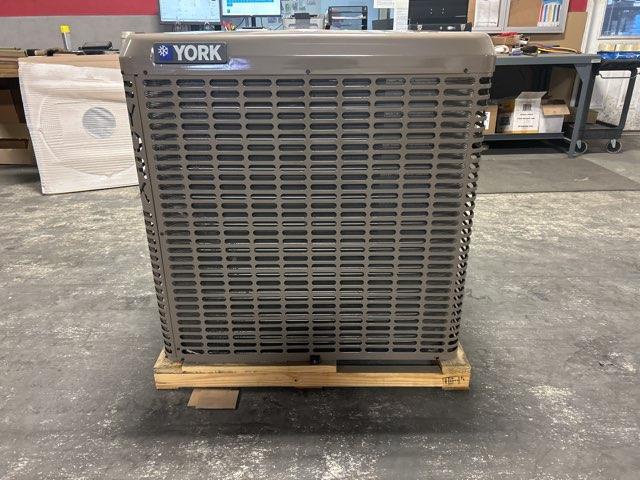 3.5 Ton LX Series Split-System Heat Pump; 16 SEER, 208-230/60/1, R-410A