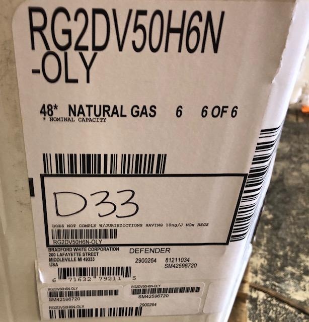 Calentador de agua a gas natural residencial de 48 galones con ventilación directa, 120/60/1