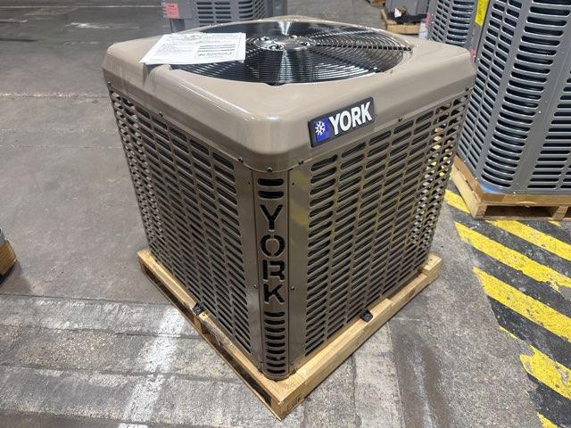 3.5 Ton LX Series Split-System Air Conditioner; 208-230/60/1, R-410A, 13 SEER