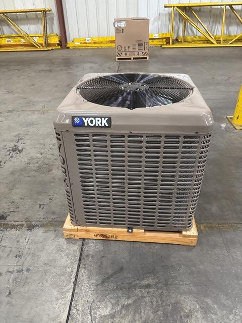 3.5 Ton LX Series Split-System Air Conditioner, 208-230/60/1, R-410A, 13 SEER