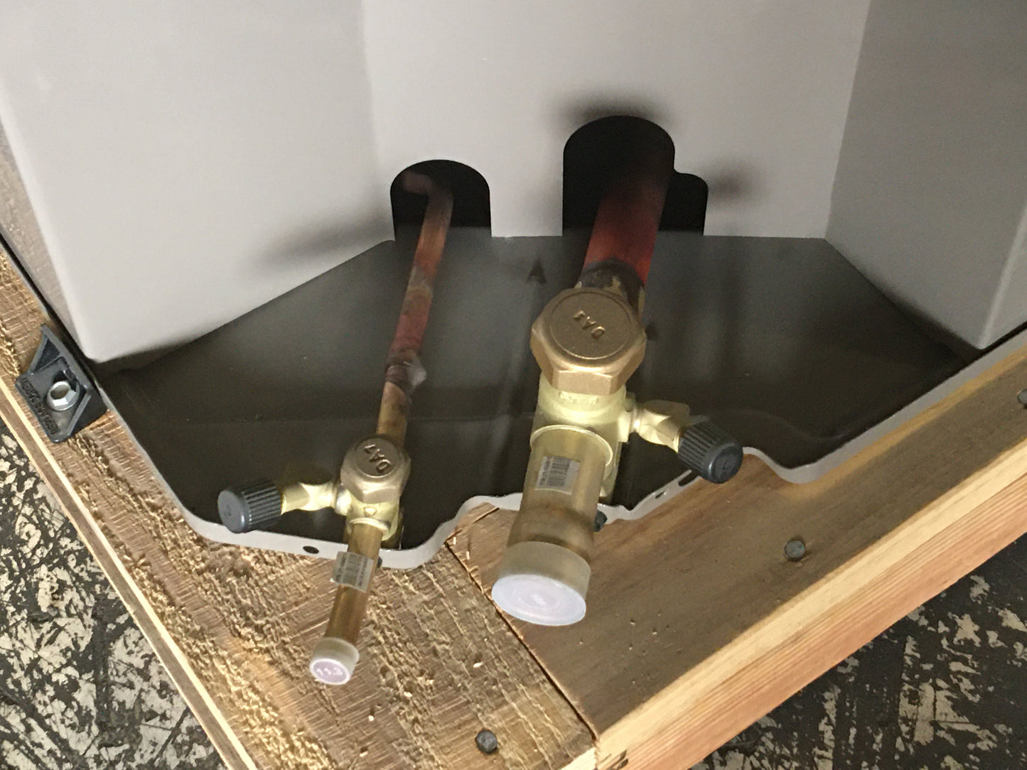 3.5 Ton LX Series Split-System Air Conditioner; 208-230/60/1, R-410A, 13 SEER