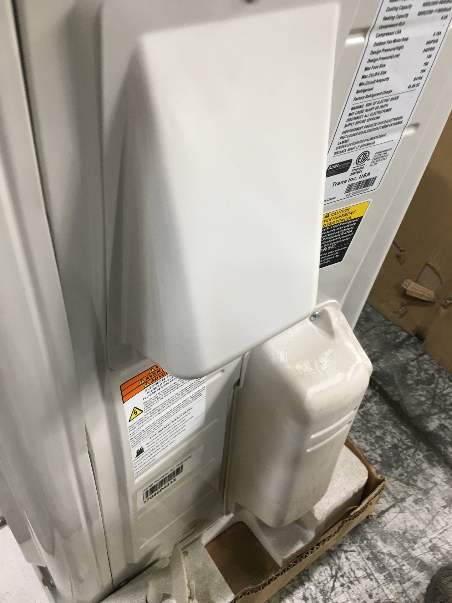 9,000 BTU Single-Zone Heat Pump DC Inverter Outdoor Mini-Split Unit; 27 SEER, 208-230/60/1, R-410A