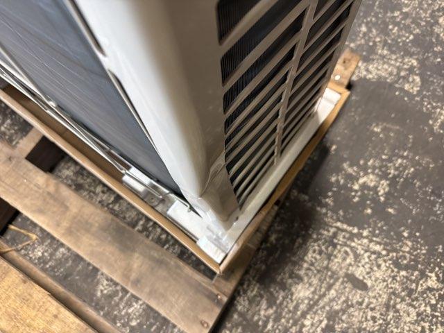 15,000 BTU Single-Zone Inverter Outdoor Mini-Split Heat Pump Unit, 208-230/60/1 R-410A 25.3 SEER