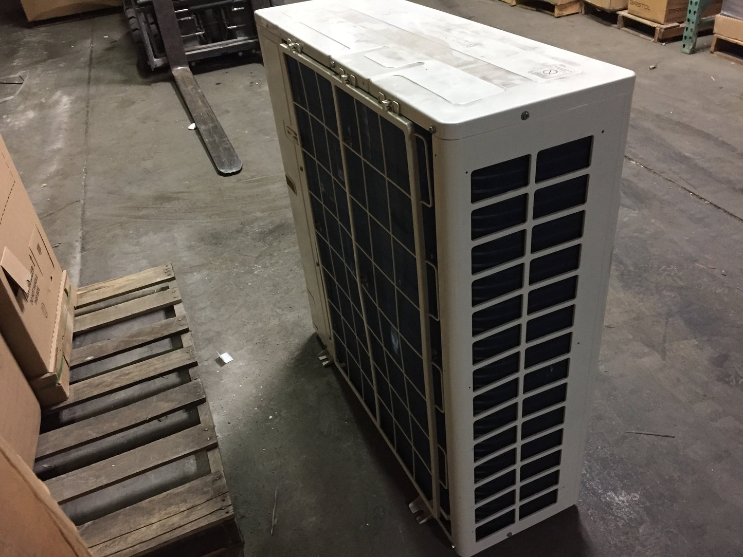 24,000Btu Inverter Outdoor Mini Split Heat Pump 208-230/60/1 R410A