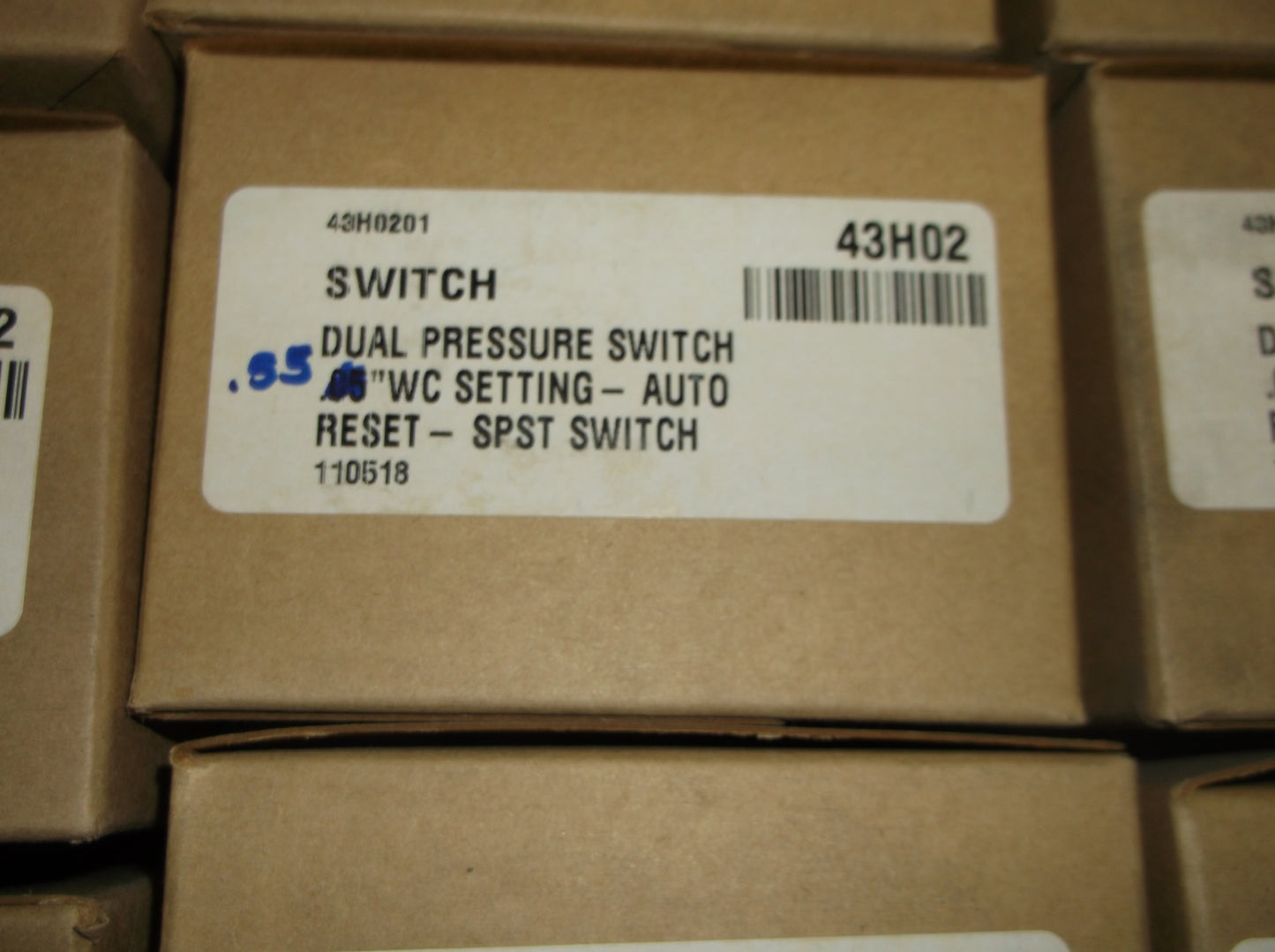 PRESSURE SWITCH 0.55" WC 2-PORT SPST SWITCHING