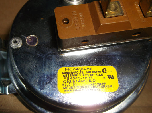 PRESSURE SWITCH .27" WCPF 2-PORT, 2-TERM, NORMALLY OPEN