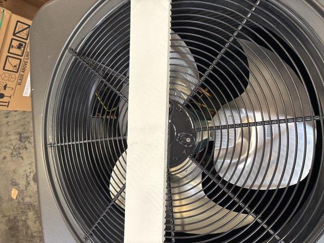 5 Ton Ultra" Series Communicating Variable Speed Inverter Split-System Air Conditioner