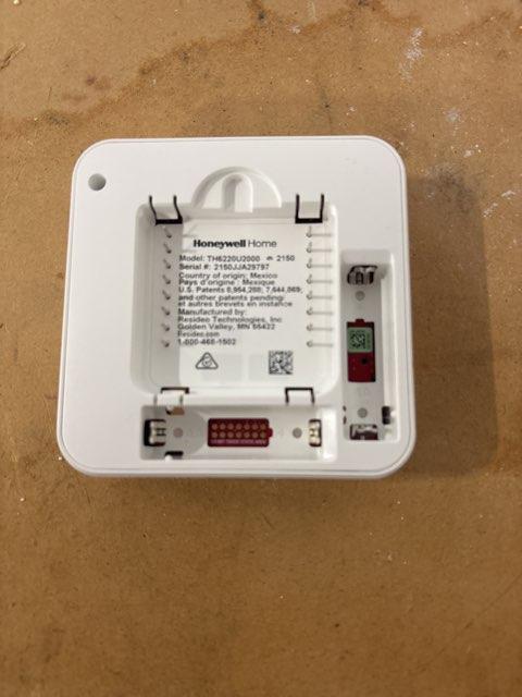 T6 Pro 2 Heat/1 Cool Heat Pump 2 Heat/2 Cool Large Display Programmable Thermostat