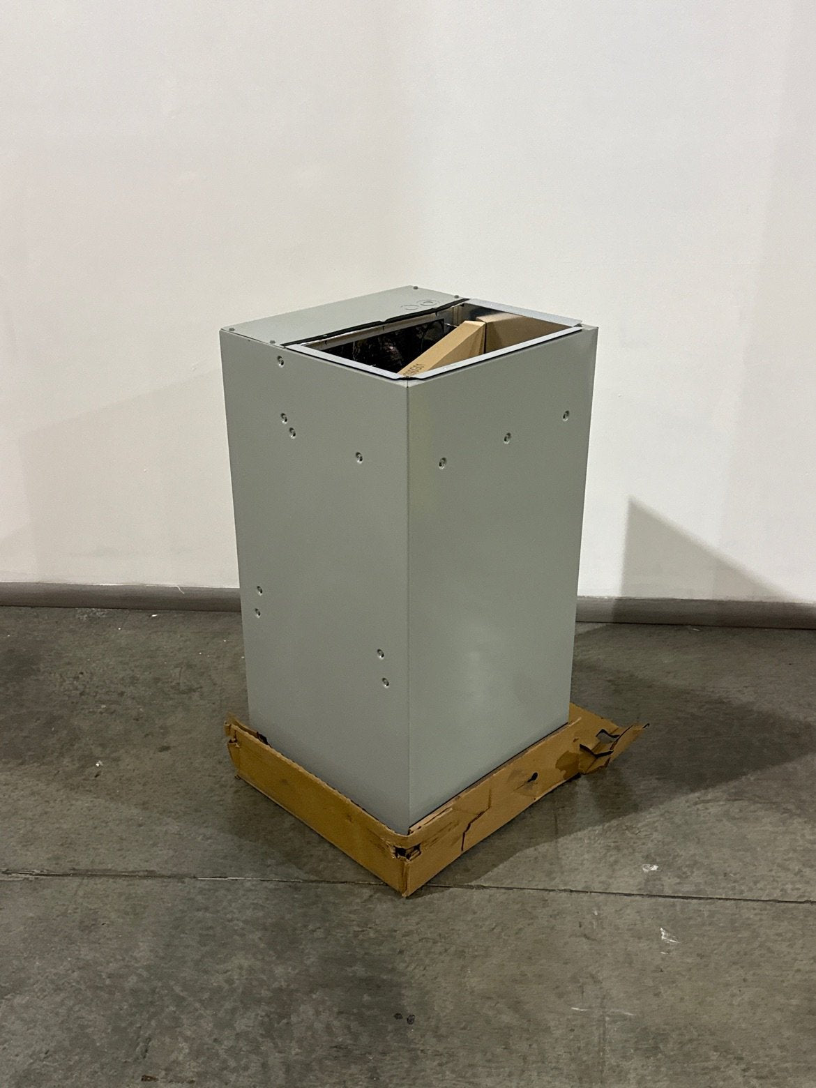 1.5 Ton Multiposition Fan Coil, Variable Speed, 208-230/60/1, 13-SEER
