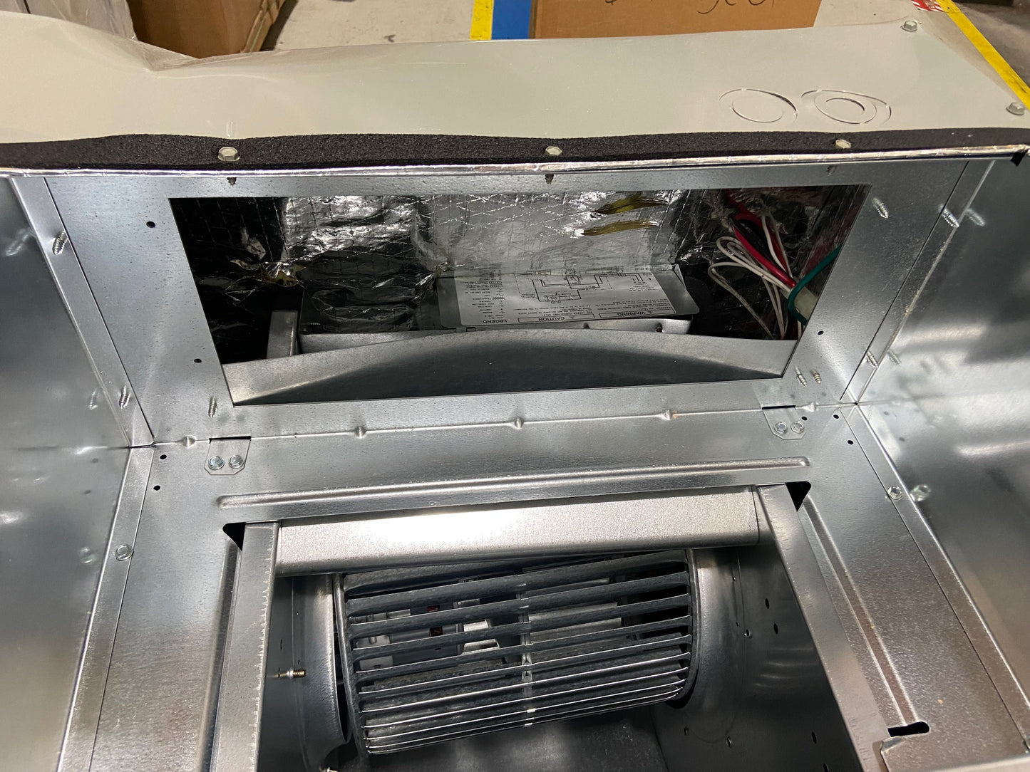 3.5 Ton Multiposition Fan Coil, Variable Speed, 208-230/60/1 13 Seer, Damaged