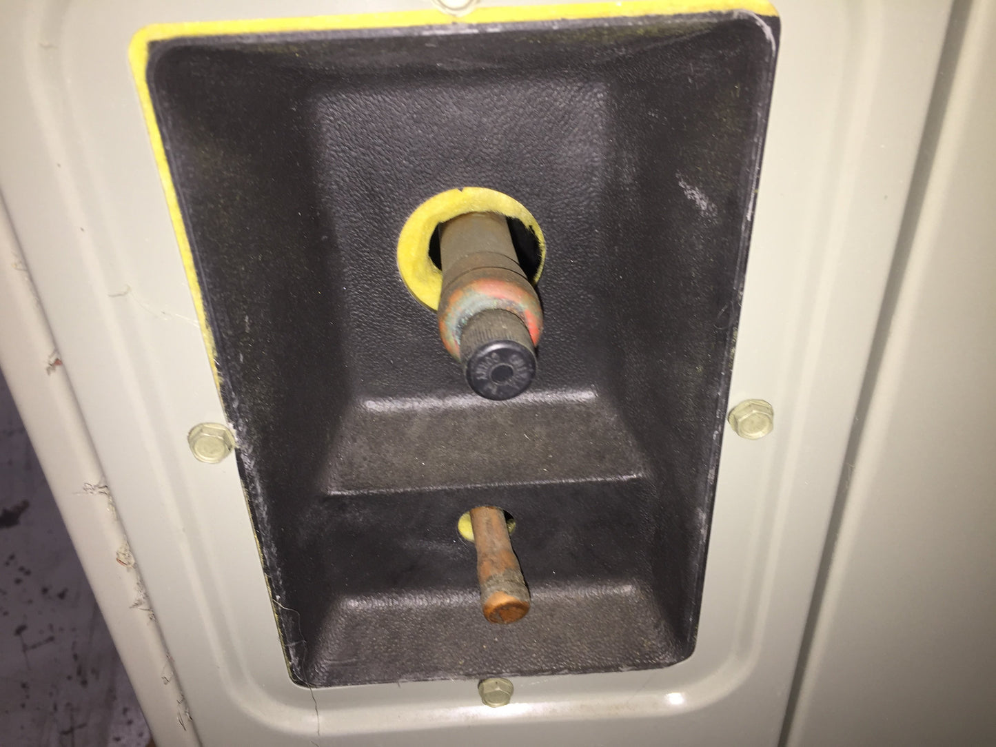 3.5 Ton Multiposition Fan Coil, Variable Speed, 208-230/60/1 13 Seer, Damaged