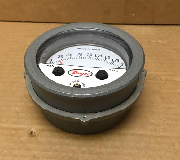5" DIA MAGNEHELIC DIFFERENTIAL 0-2.0" W.C. PRESSURE INDICATING TRANSMITTER GAUGE/W 2 3/8"FPT'S 