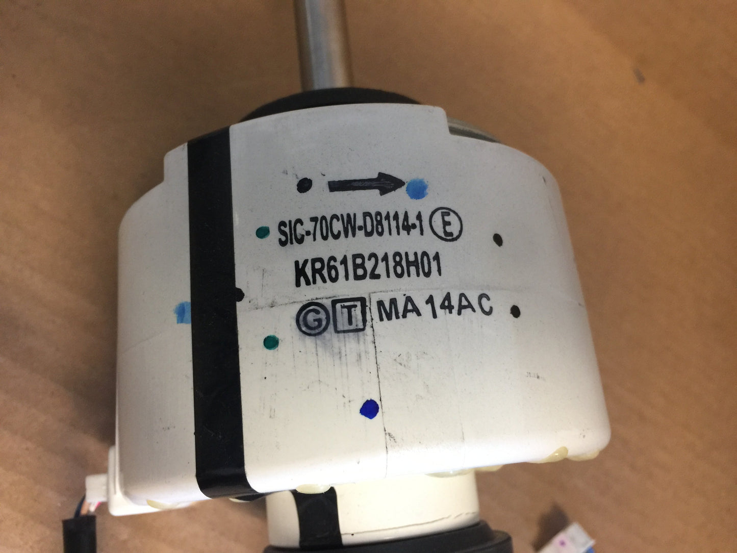Motor de ventilador interior para aire acondicionado con soportes de goma, eje doble