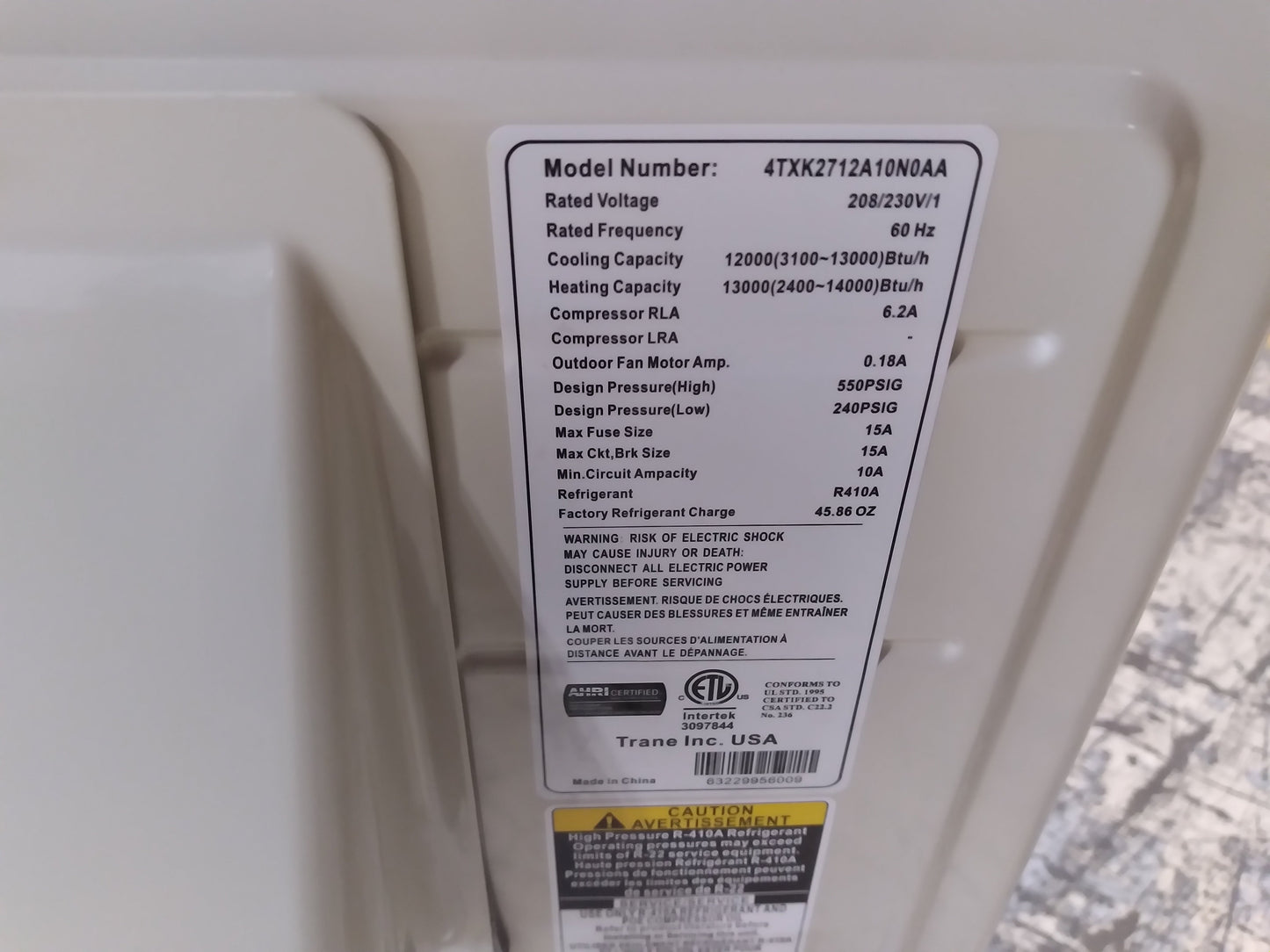 12,000 BTU Single Zone Outdoor Heat Pump Inverter Mini Split, 25 Seer, 208/230-60-1, R410A