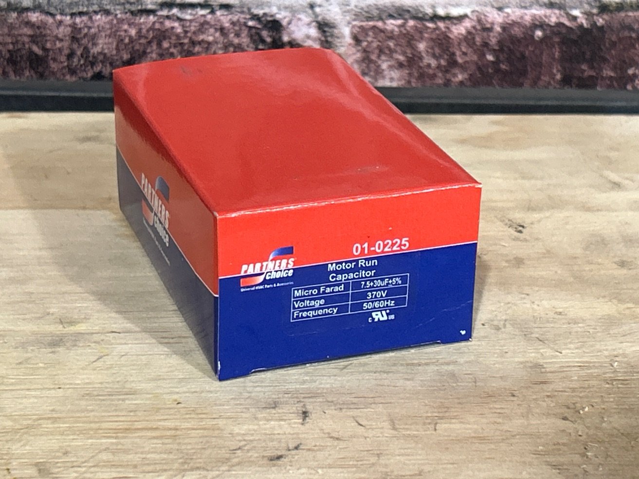 370 Vac, 30+7.5MFD 50/60 Hz, Oval Capacitor