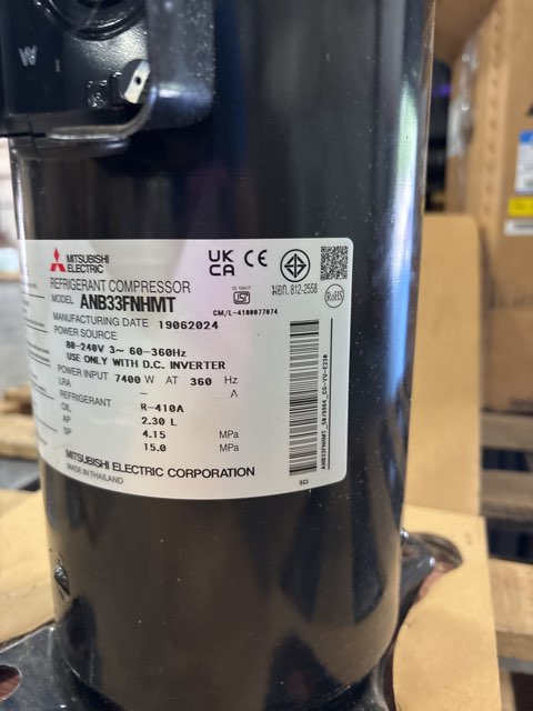 4HP DC Inverter 240/60/3 R-410A Compressor