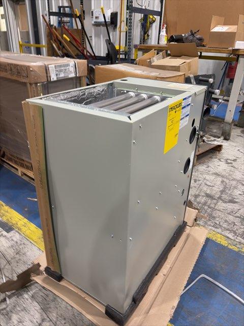 80,000 Btu Single Stage Downflow Natural Gas Furnace 92.1% Afue 120/60/1 1794 Cfm