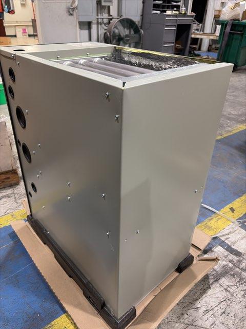 80,000 Btu Single Stage Downflow Natural Gas Furnace 92.1% Afue 120/60/1 1794 Cfm