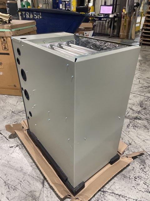 80,000 Btu Single Stage Downflow Natural Gas Furnace 92.1% Afue 120/60/1 1794 Cfm