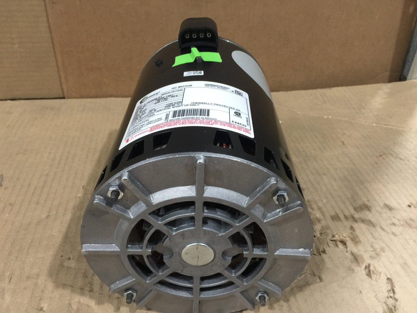 Motor de ventilador de condensador de 1,5 HP; 575/60/3, 1140 RPM