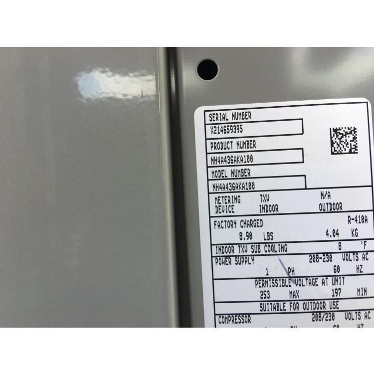 3 Ton Horizontal Air Conditioning Outdoor Unit; 14 SEER, 208/230-60-1, R410A, Damaged