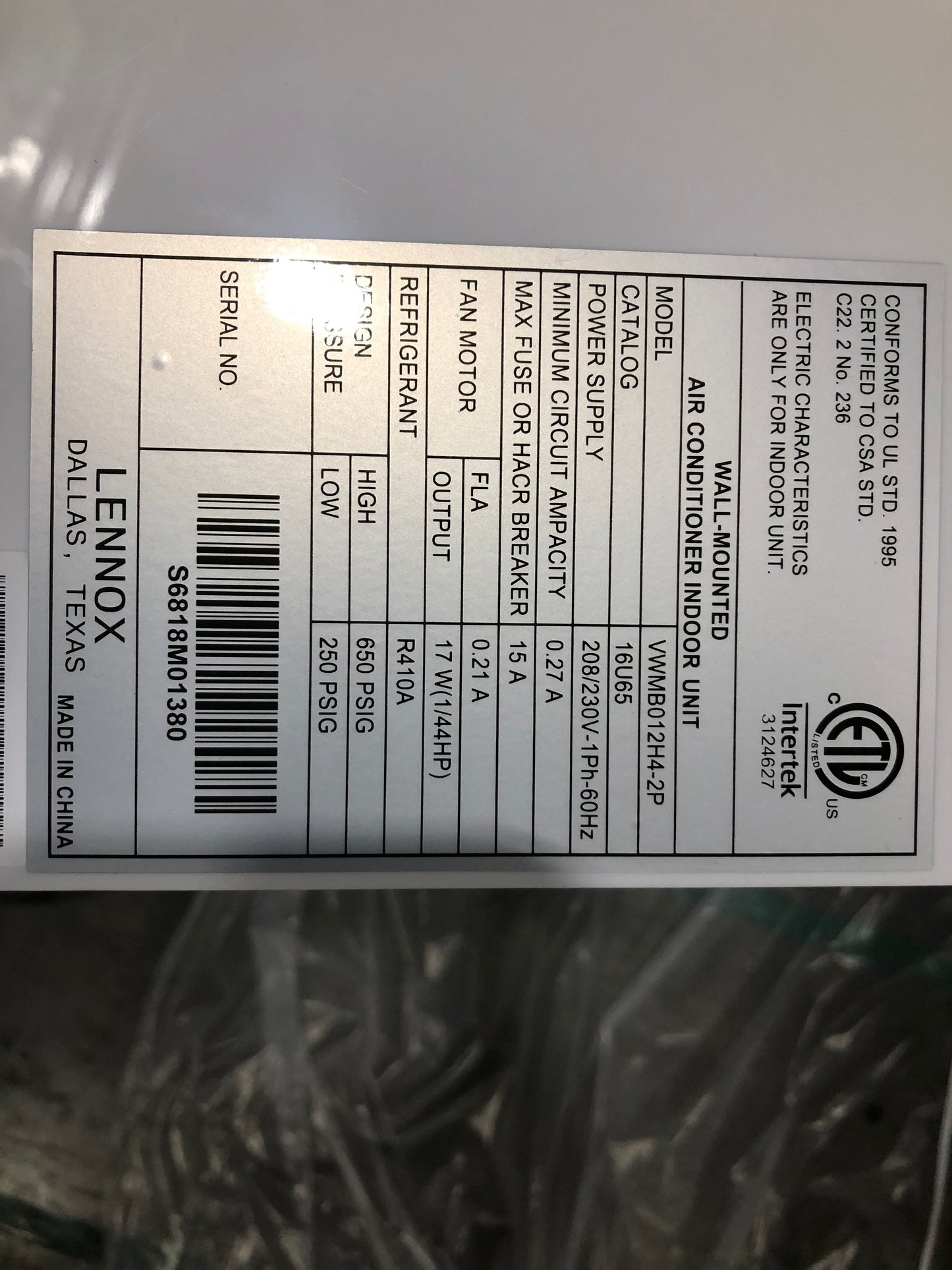 Unidad interior minisplit de pared alta con bomba de calor VRF de 12 000 Btu