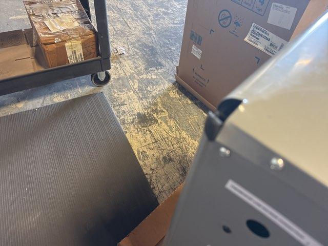 90,000 Btu Single Stage UPFlow/Horizontal ECM Natural Gas Furnace, 95% Afue 115/60/1 Cfm:2000