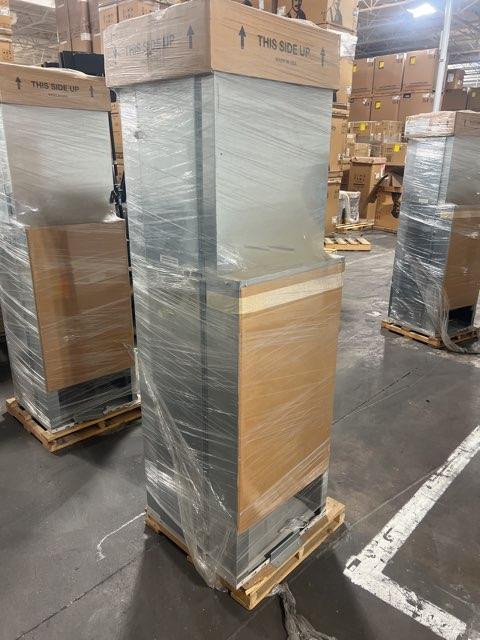 1 Ton Vertical Through-The-Wall Packaged Heat Pump Unit/W 4 Kw, 208-230/60/1, Eer: 11