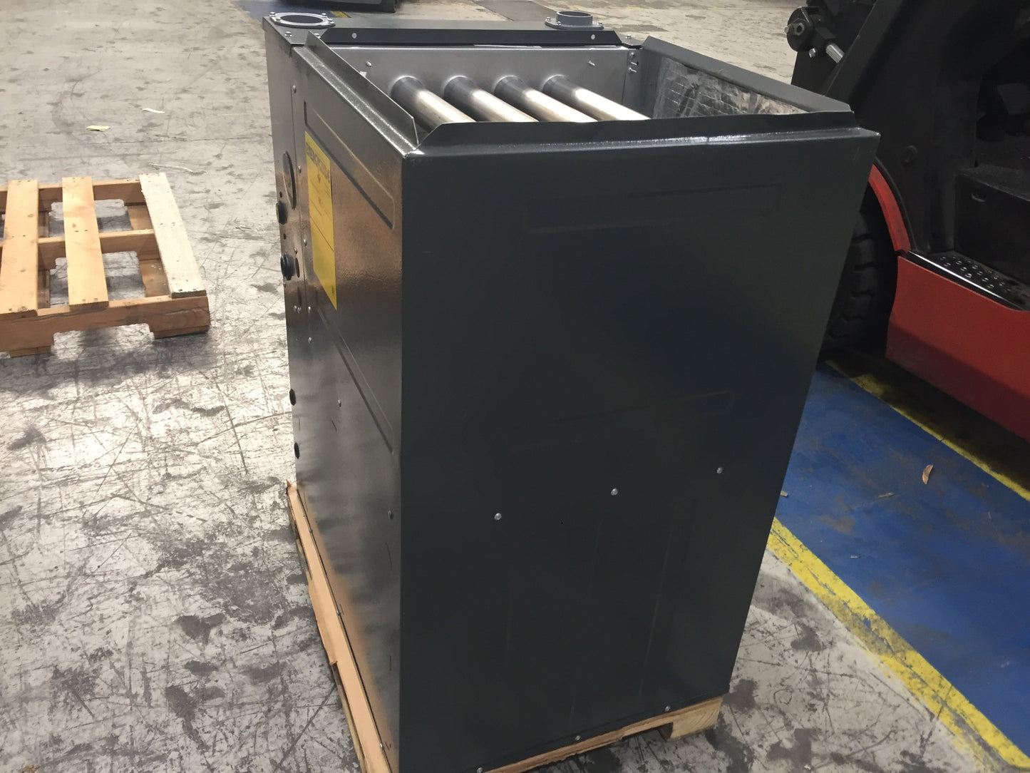 80,000 BTU 2-Stage Upflow/Horizontal ECM Gas Furnace; 96% AFUE, 115/60/1, CFM: 1600