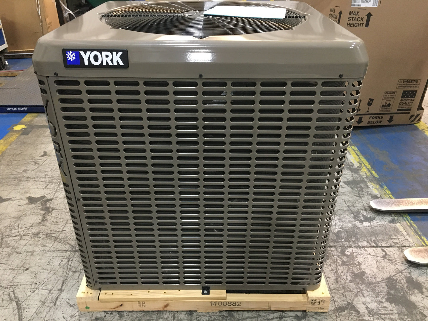 3.5 Ton Split-System Heat Pump 208-230/60/1 R-410A 14 Seer