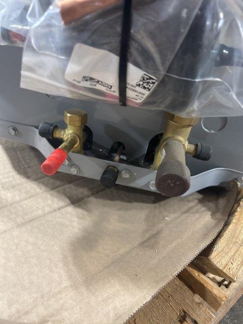 2.5 Ton Split System Heat Pump; 208/230/60/1, 16 Seer, R410A