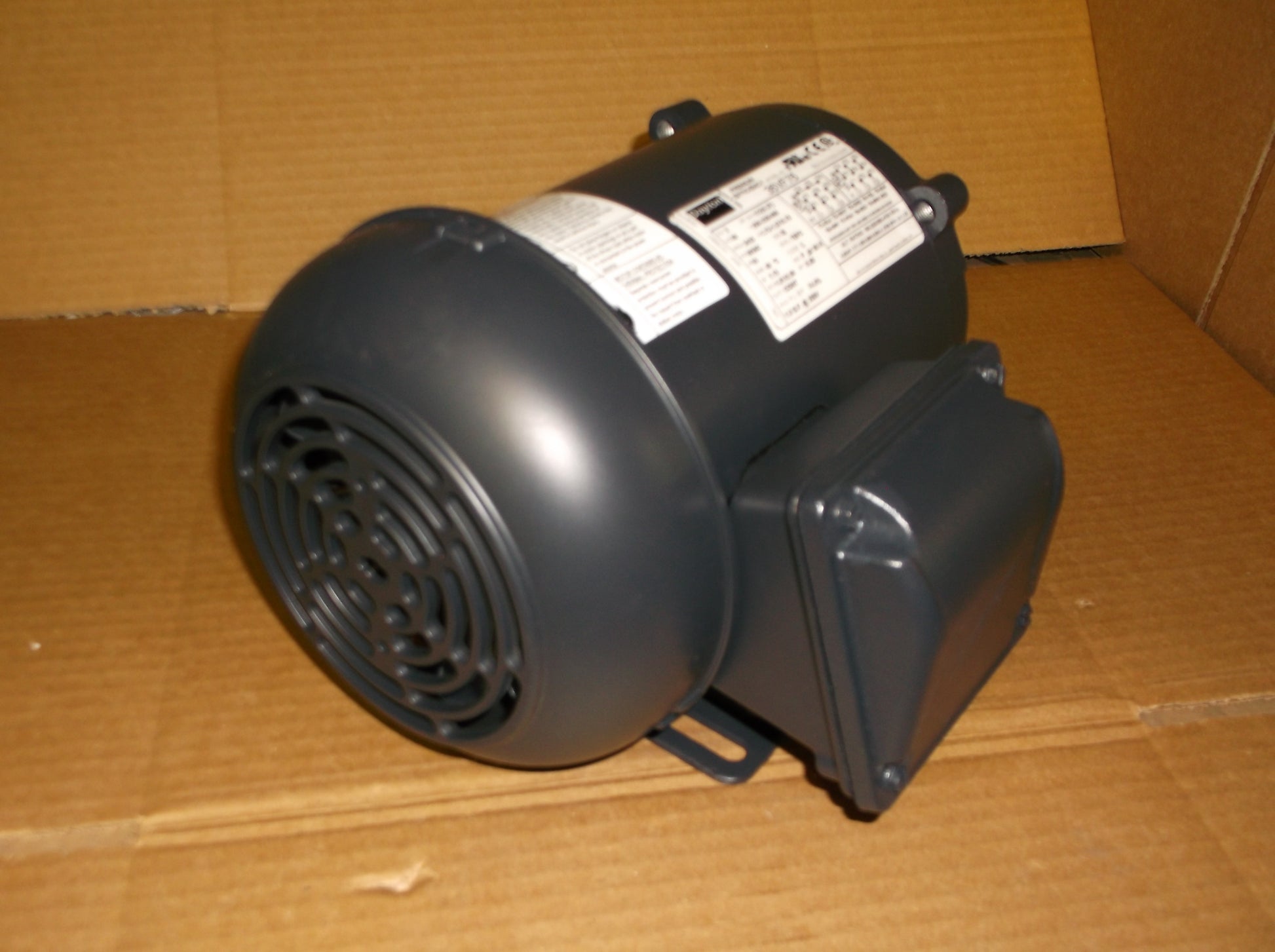 1/2HP PREMIUM EFFICIENCY INVERTER RATED INDUSTRIAL MOTOR 208-230/460/60/3  RPM:3435/1-SPEED