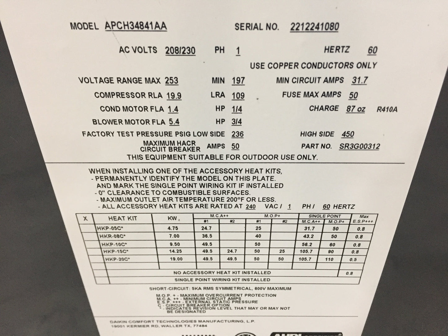 Unidad de aire acondicionado horizontal compacta de 4 toneladas, 13,4 Seer, 208-230/60/1, R401A