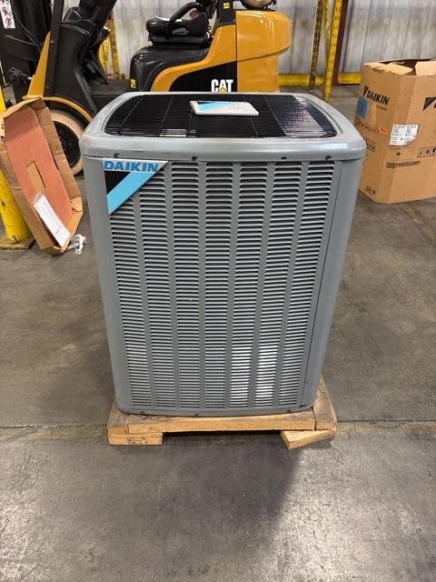 1.5 Ton Split-System Heat Pump 208-230/60/1 R-410A 14 SEER