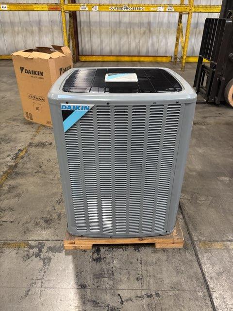 1.5 Ton Split-System Heat Pump 208-230/60/1 R-410A 14 SEER