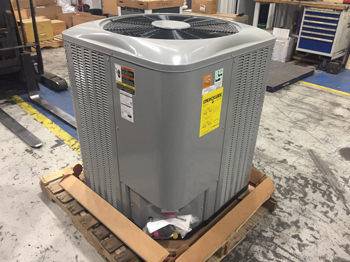 3 Ton IQ Drive Inverter Communicating Comptaible Split-System Heat Pump 208-230/60/1 R-410A 19 Seer