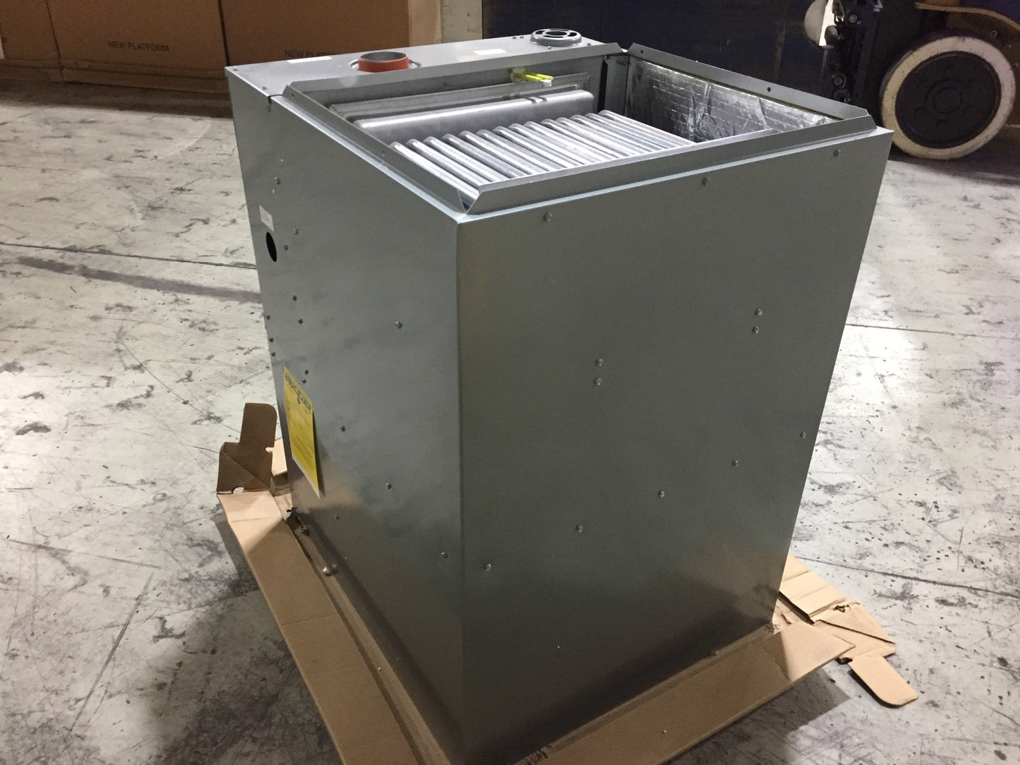 Horno a gas de varias velocidades, ECM horizontal/UPFlow de una etapa, 125 000 Btu, 80 % Afue, 115/60/1 Cfm: 1934