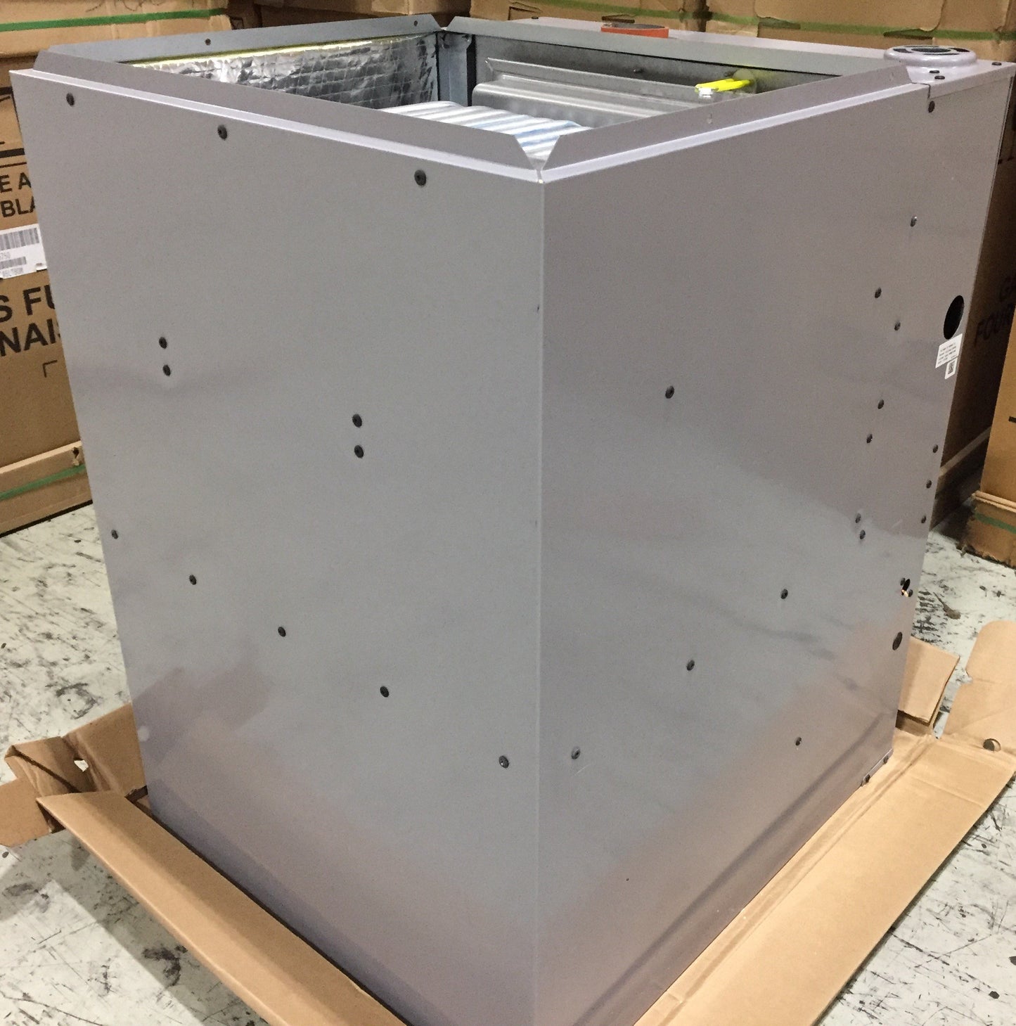 Horno de gas de 125 000 Btu, 2 etapas, comunicación ascendente/horizontal, ECM, velocidad variable, 80 %, 115/60/1 Cfm: 2000