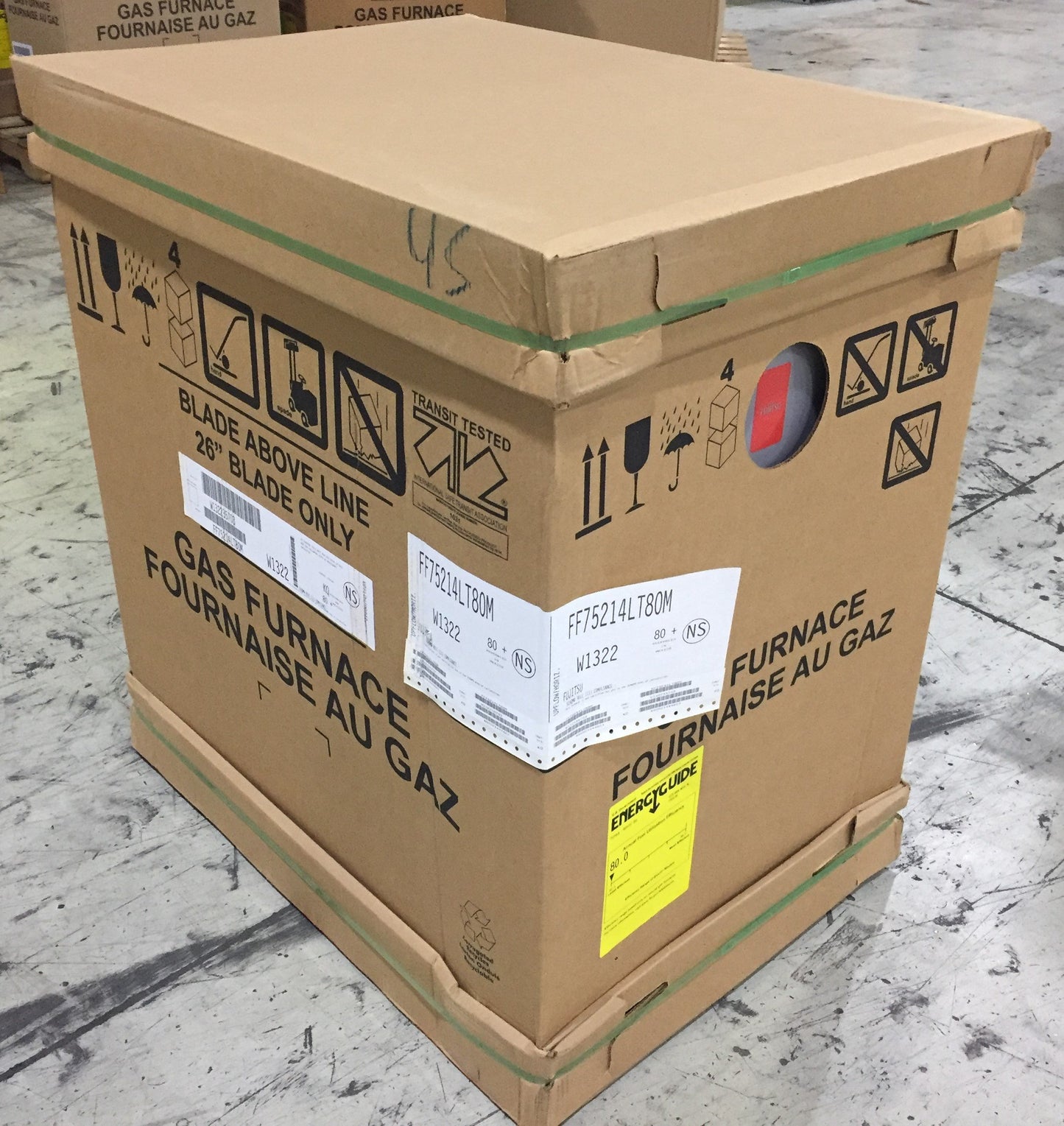 Horno de gas de velocidad variable con ECM de flujo ascendente/horizontal de dos etapas y comunicación de 75 000 BTU, 80 % AFUE