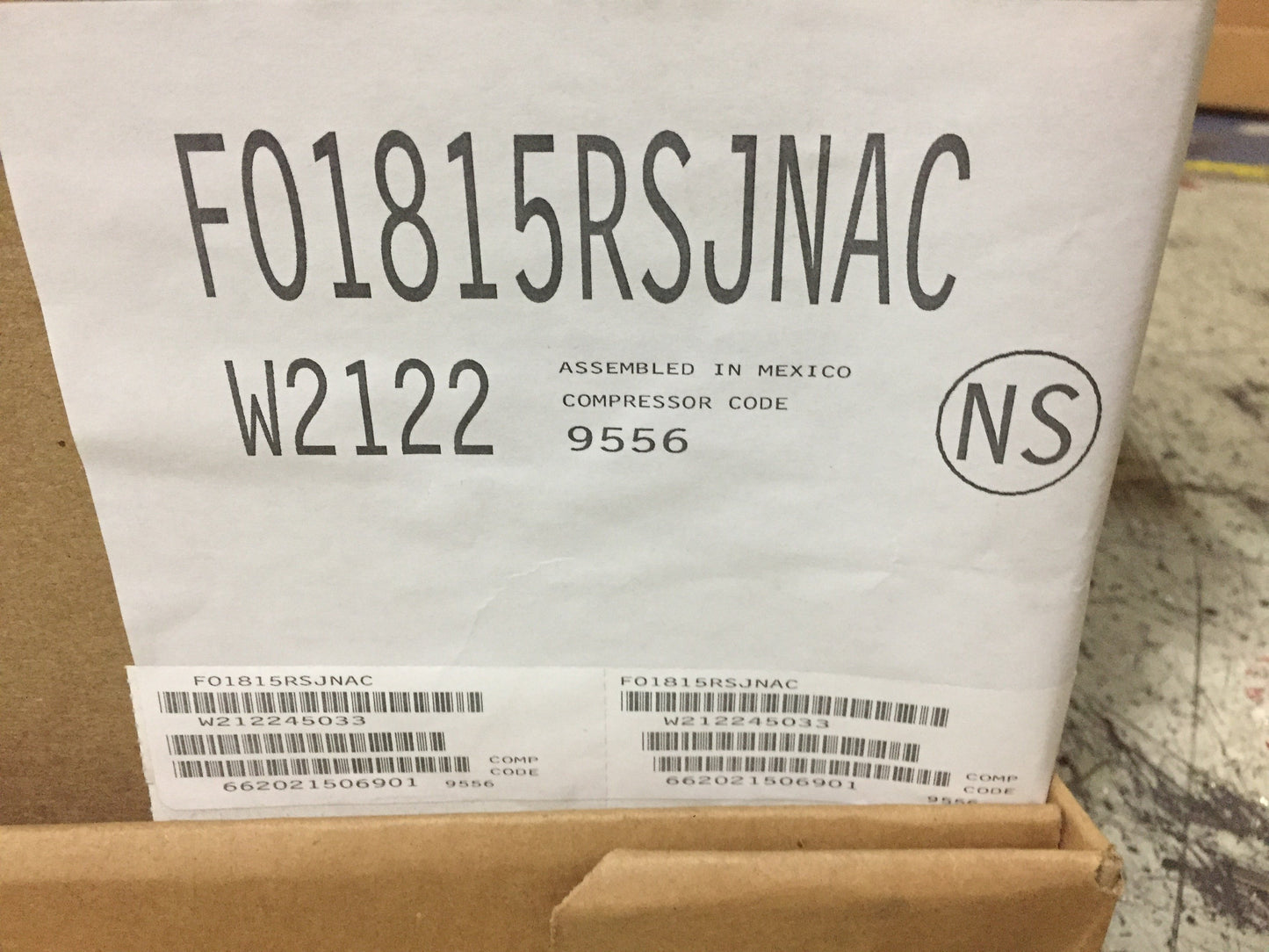 Bomba de calor de sistema dividido de 1,5 toneladas 208-230/60/1 R410A 15 Seer