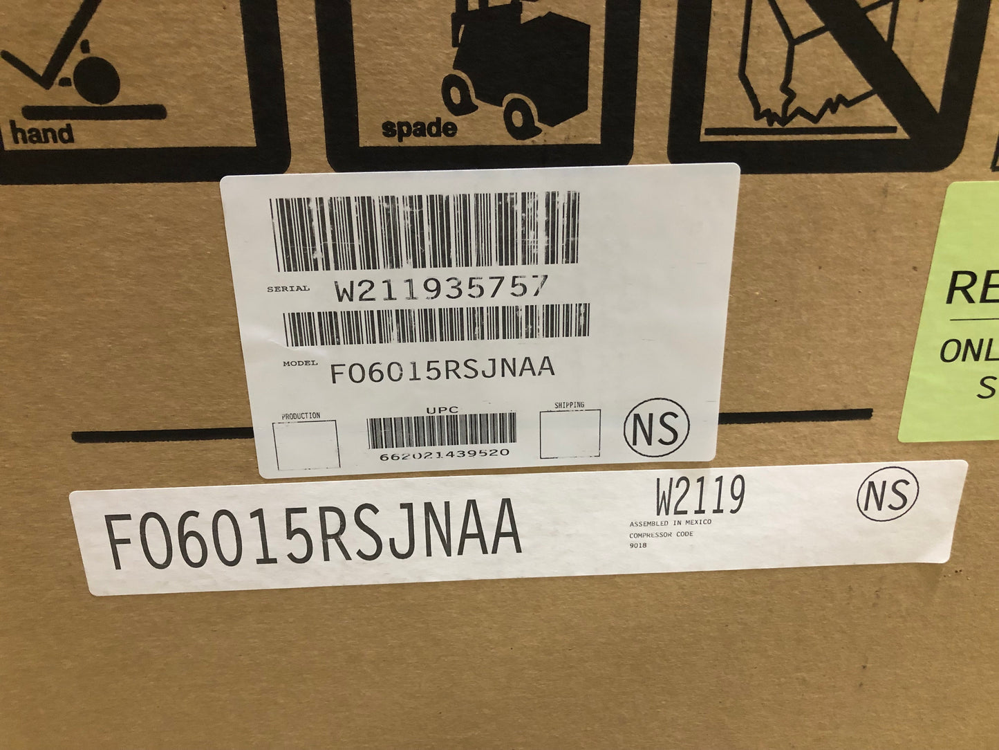 Bomba de calor de sistema dividido de 5 toneladas; 208-230/60/1, R410A, 15 SEER