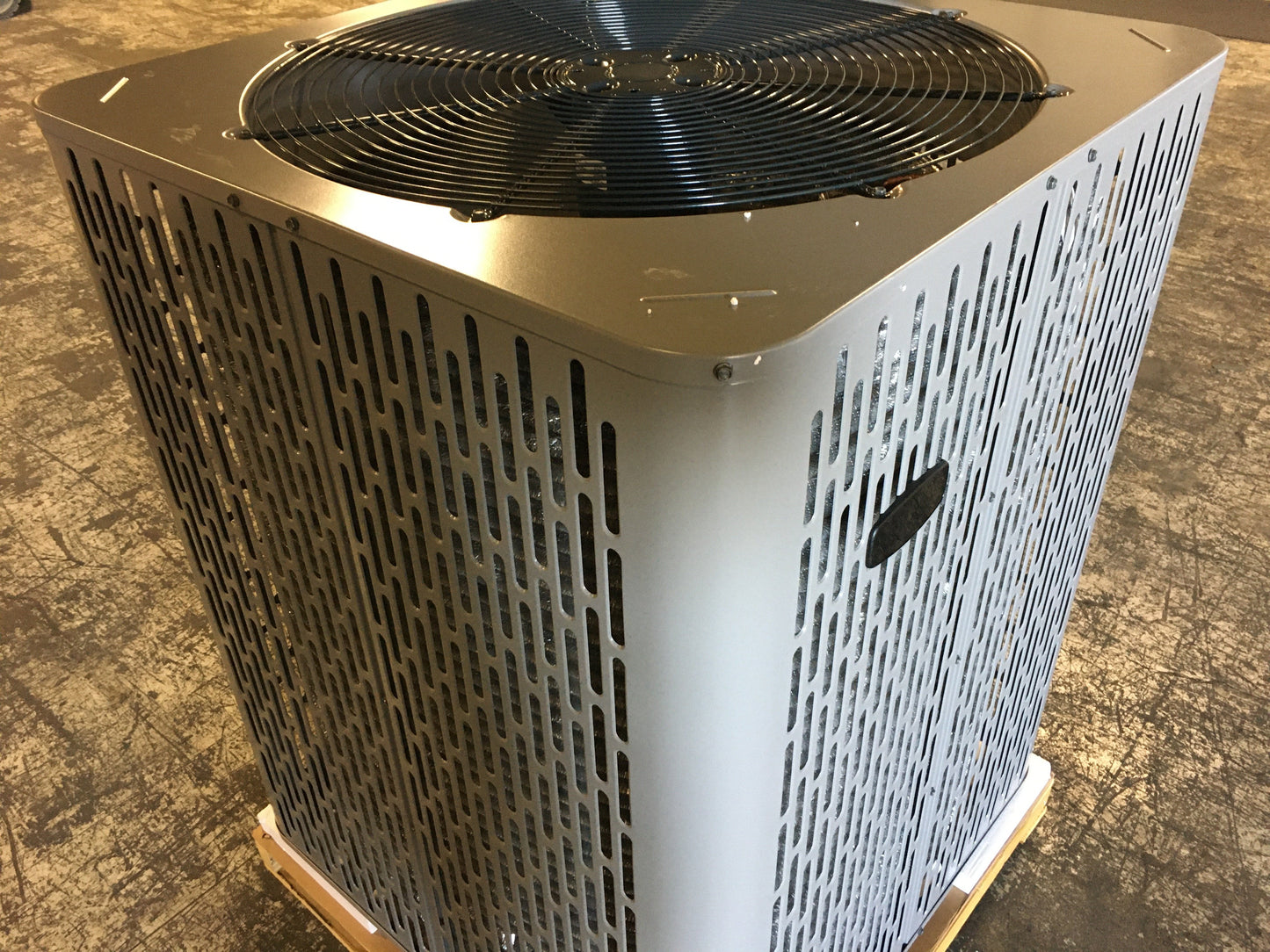 5 Ton Split System Air Conditioner 208-230/60/1 R-410A 13.8 Seer2