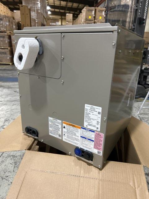 2.5 Ton AC/HP Upflow/Downflow Cased V Coil, R410A CFM 1250