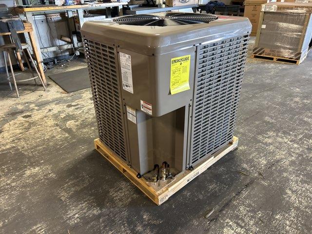 2.5 Ton Split-System Heat Pump 208-230/60/1 16 SEER R-410A