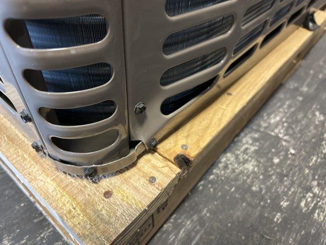 2.5 Ton Split-System Heat Pump 208-230/60/1 16 SEER R-410A